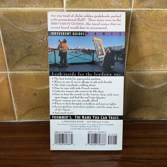 Frommers Irreverent Guides Paris Macmillan Travel 1996 First Edition - Picture 2 of 9